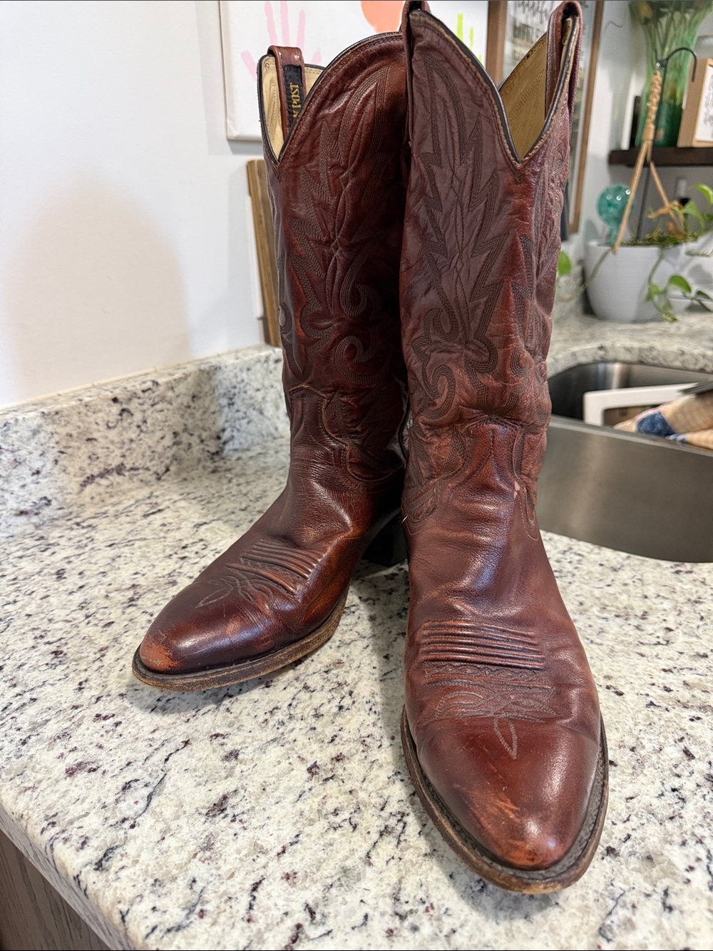Dan Post Brown Embroidered Leather Western Boots Vintage in EUC